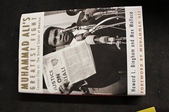 Muhammad Ali’s Greatest Fight – Hardcover By Bingham, Howard L. – GOOD