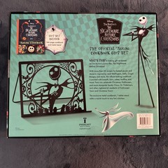 Tim Burton’s The Nightmare Before Christmas: The Official Cookbook Gift Set