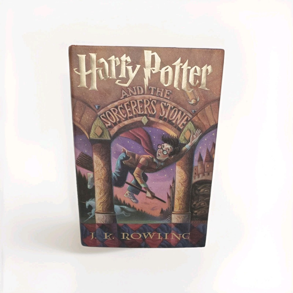 Harry Potter and the Sorcerer’s Stone Hardcover First American Edition 1998