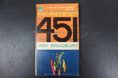 Fahrenheit 451 Ray Bradbury 1965 Sixth Printing Sci-Fi Dystopian Ballantine PB