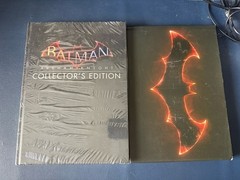 Batman Arkham Knight Hard Cover Collector’s Edition Sealed + Art Book
