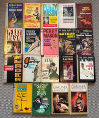 Erle Stanley Gardner Perry Mason / A A Fair Lot 19 Books Vintage Pocket 1950s