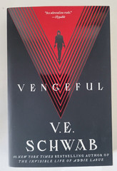 VENGEFUL PAPERBACK NOVEL by V.E. SCHWAB VILLAINS! NEW UNREAD 480 Pages
