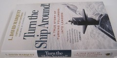 Turn the Ship Around!, ..SIGNED by L David Marquet (HC OVSZ)