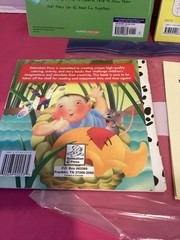622-Lot Of 4 Children’s Paperback Books Famous Mixed Titles Lower Level Reading