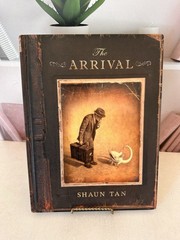 The Arrival Shaun Tan Arthur A Levine HC 1st Ed 2007 Graphic Novel Fantasy