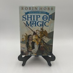 Ship of Magic by Robin Hobb, 1st Edition/1st Printing, 1998, Hardcover