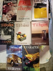 Lot Of 8 Sue Grafton Alphabet Series ( A thru H) HCDJ FREE SHIPPING