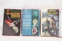 Lot of 34 Vintage Paperbacks, 1960s / 1970s Copyrights, No Duplicates, B675