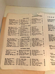 SONGS THE WHOLE WORLD SINGSSELECTED AND EDITED BY ALBERT E. WIER PB 1944