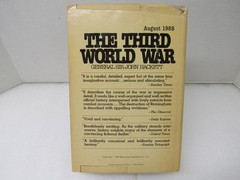The Third World War August 1985 General Sir John Hackett & Others Macmillan 1978