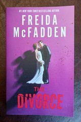 SIGNED Freida McFadden Autographed Book – The Divorce, Signed Edn 1st Print 2026