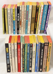 Lot of 34 Vintage Paperbacks, 1960s / 1970s Copyrights, No Duplicates, B675