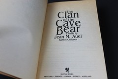 Clan of the Cave Bear Jean M Auel 1991 Paperback Earth’s Children Prehistoric PB