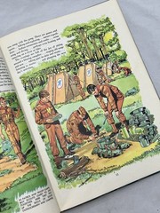 Golden Press The Golden Book of Camping and Camp Crafts HC Illustrated Lynn