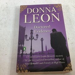 Donna Leon lot of 8 Commissario Guido Brunetti Mystery Series Trade PB Like New
