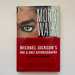 Michael Jackson Moonwalk First Revised Edition Book HIs Life – Hardcover 2009