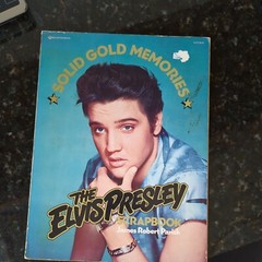 Vintage Solid Gold Memories The Elvis Presley Scrapbook 185 Pages SEE PICS