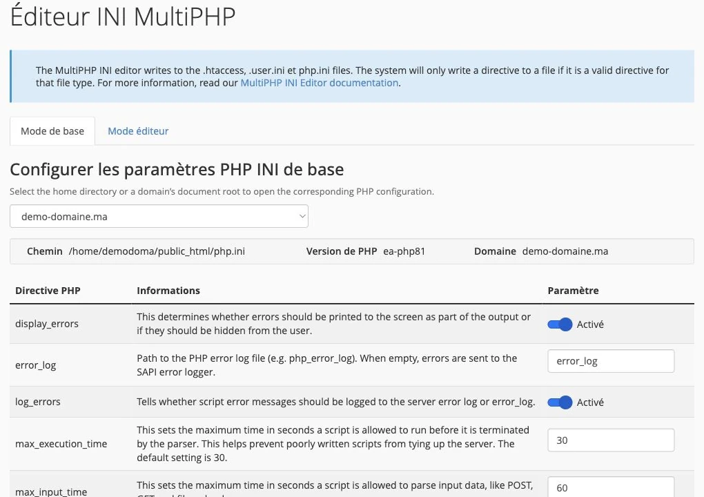 Options PHP de l’éditeur INI MultiPHP dans cPanel — Choisir le domaine et les premières options PHP